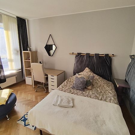 Totutotam Apartamento Varsóvia Exterior foto