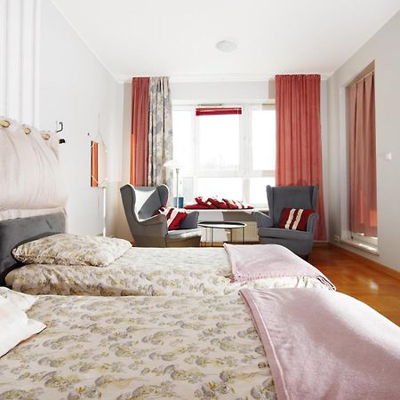 Totutotam Apartamento Varsóvia Exterior foto