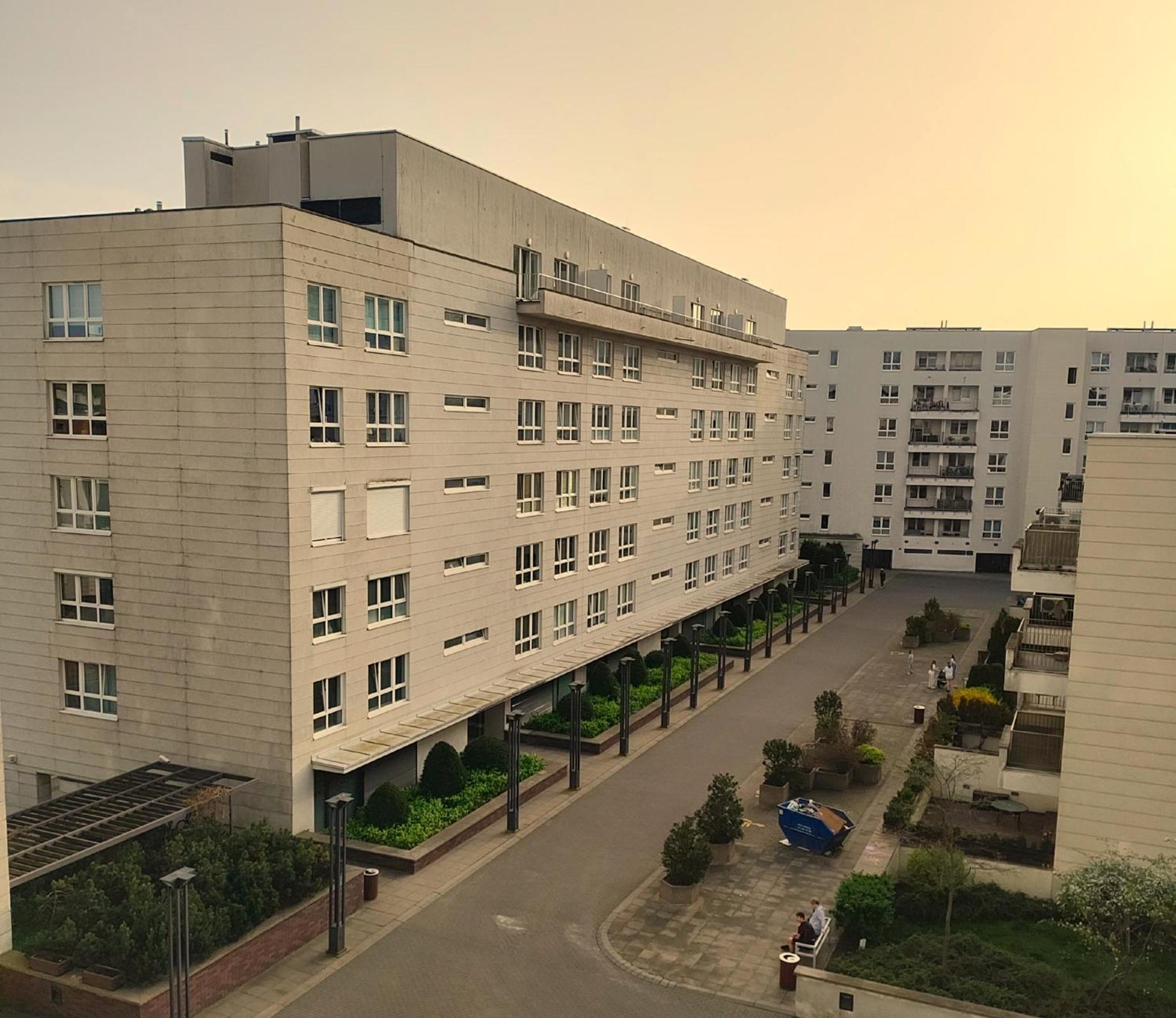 Totutotam Apartamento Varsóvia Exterior foto