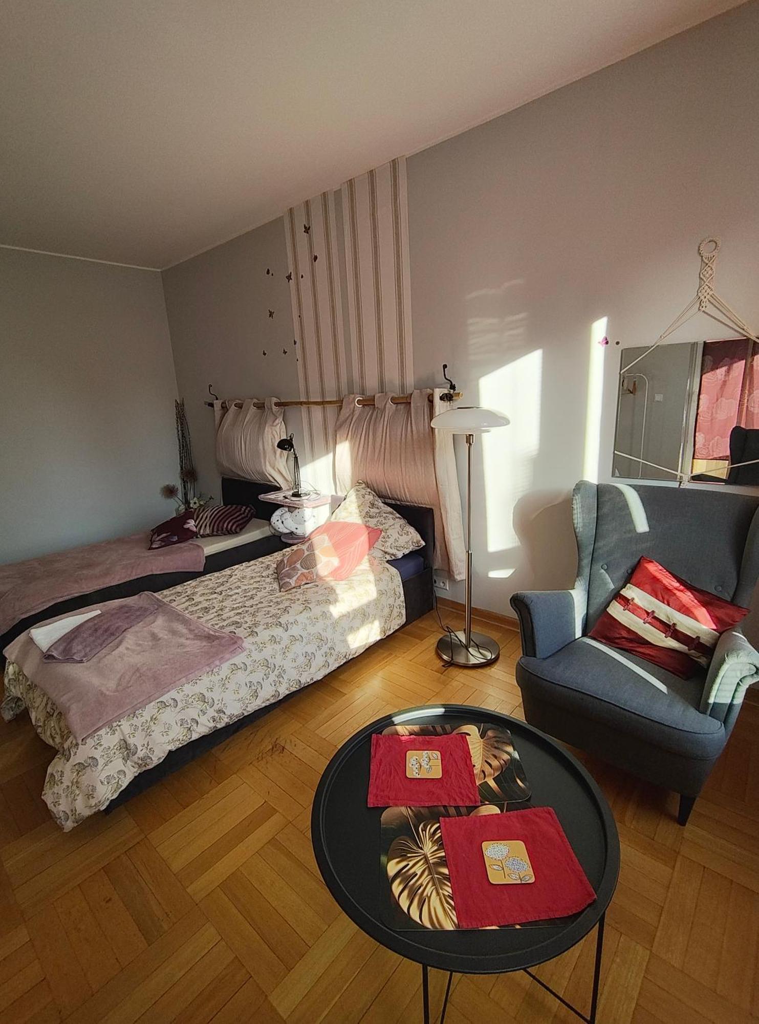 Totutotam Apartamento Varsóvia Exterior foto